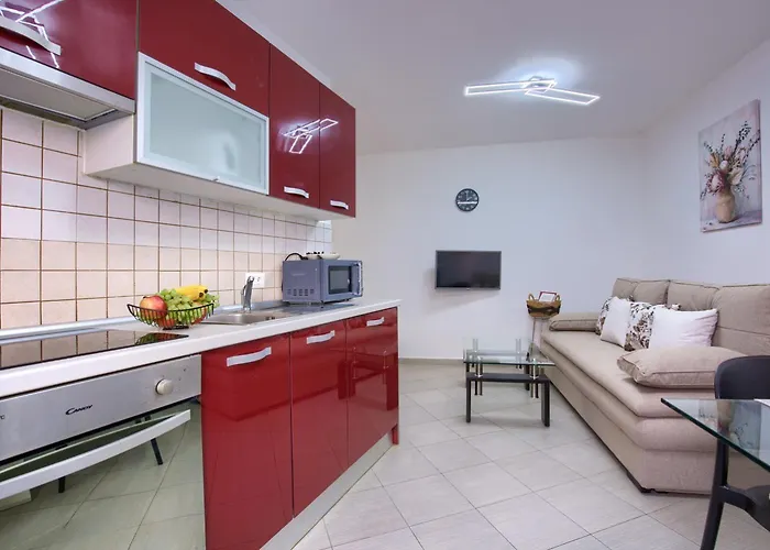 Apartman Center - Steps Away From The Arena Pula